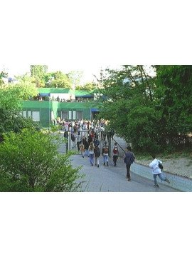 AU BOUT DE L'ENFANCE