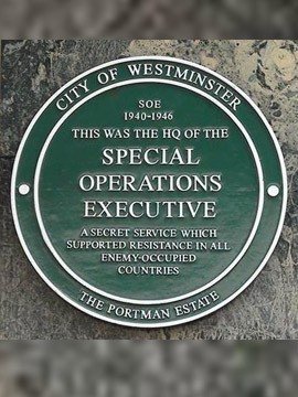 ILS ARRIVAIENT EN FRANCE LES NUITS DE PLEINE LUNE